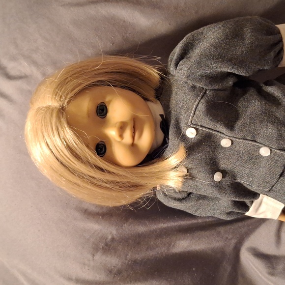American Girl Kit Kittredge Doll - Picture 3 of 7
